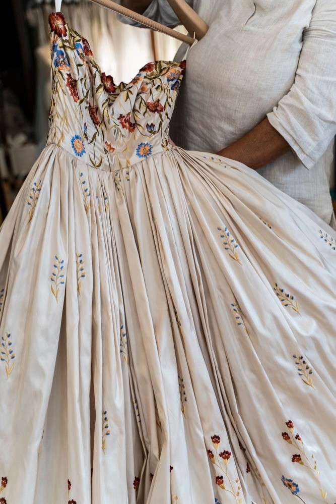 abito da sposa della sarta de cesari di lucca